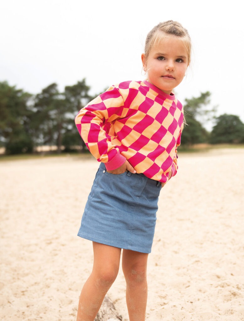 Poppy Magazine 24_Sweater Sam Girls